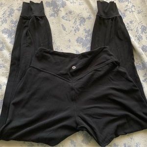 Lululemon High-Rise Align Joggers - Size 6, BLK